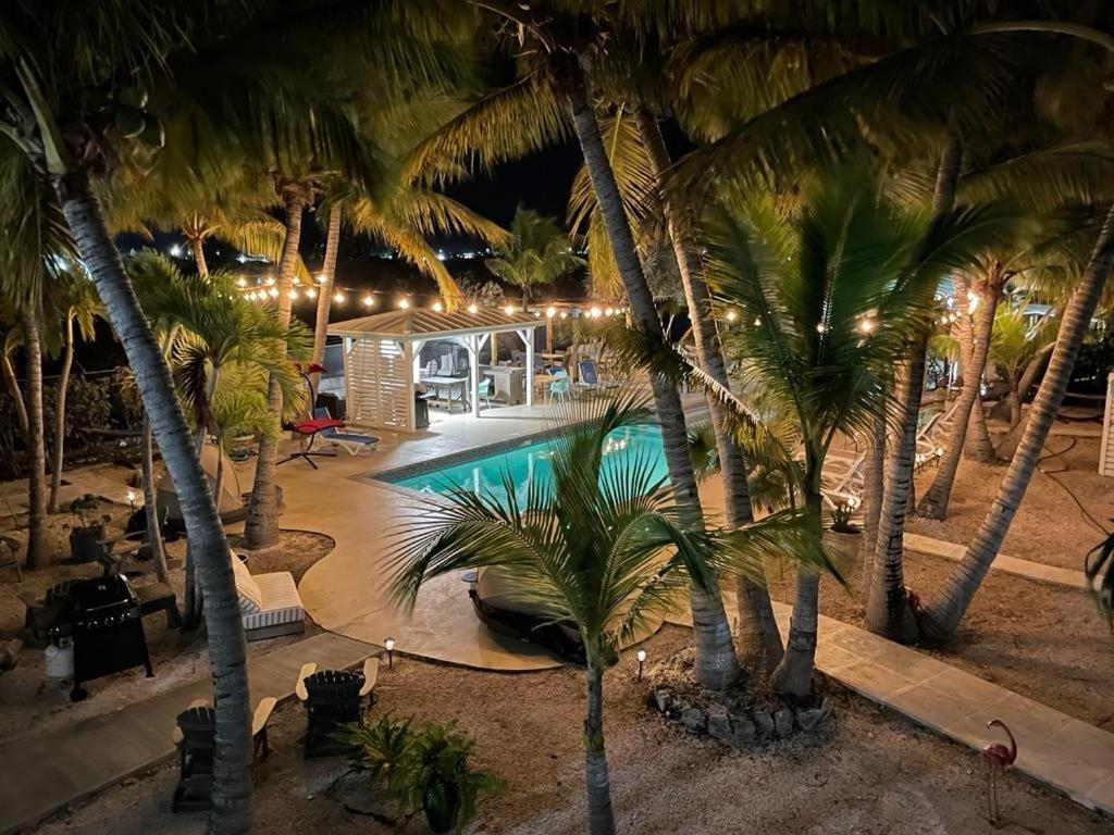 Island Club Turks & Grace Bay Place エクステリア 写真