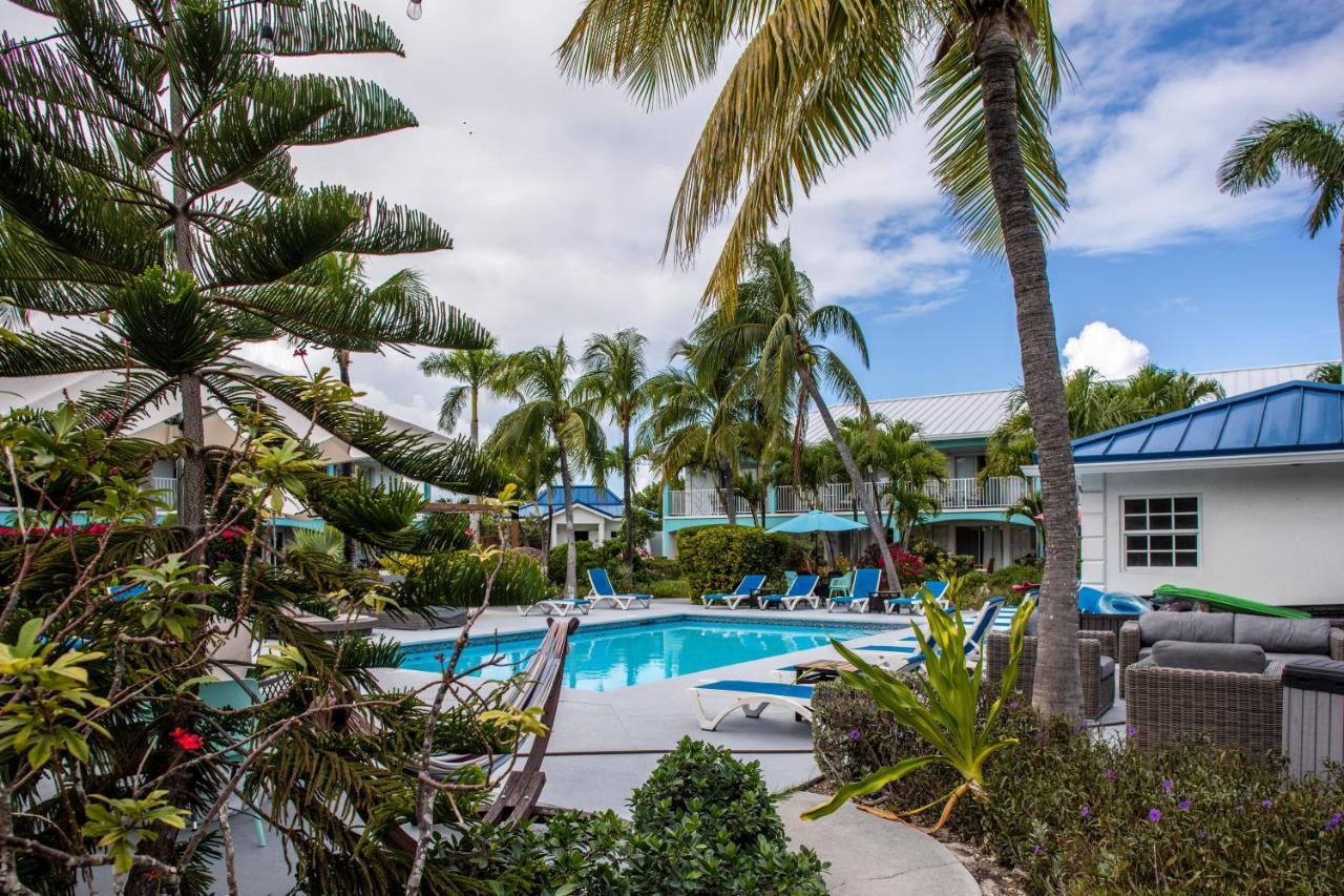 Island Club Turks & Grace Bay Place エクステリア 写真