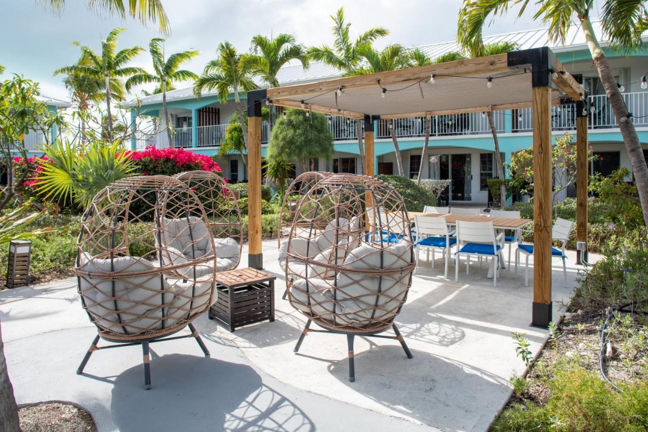 Island Club Turks & Grace Bay Place エクステリア 写真