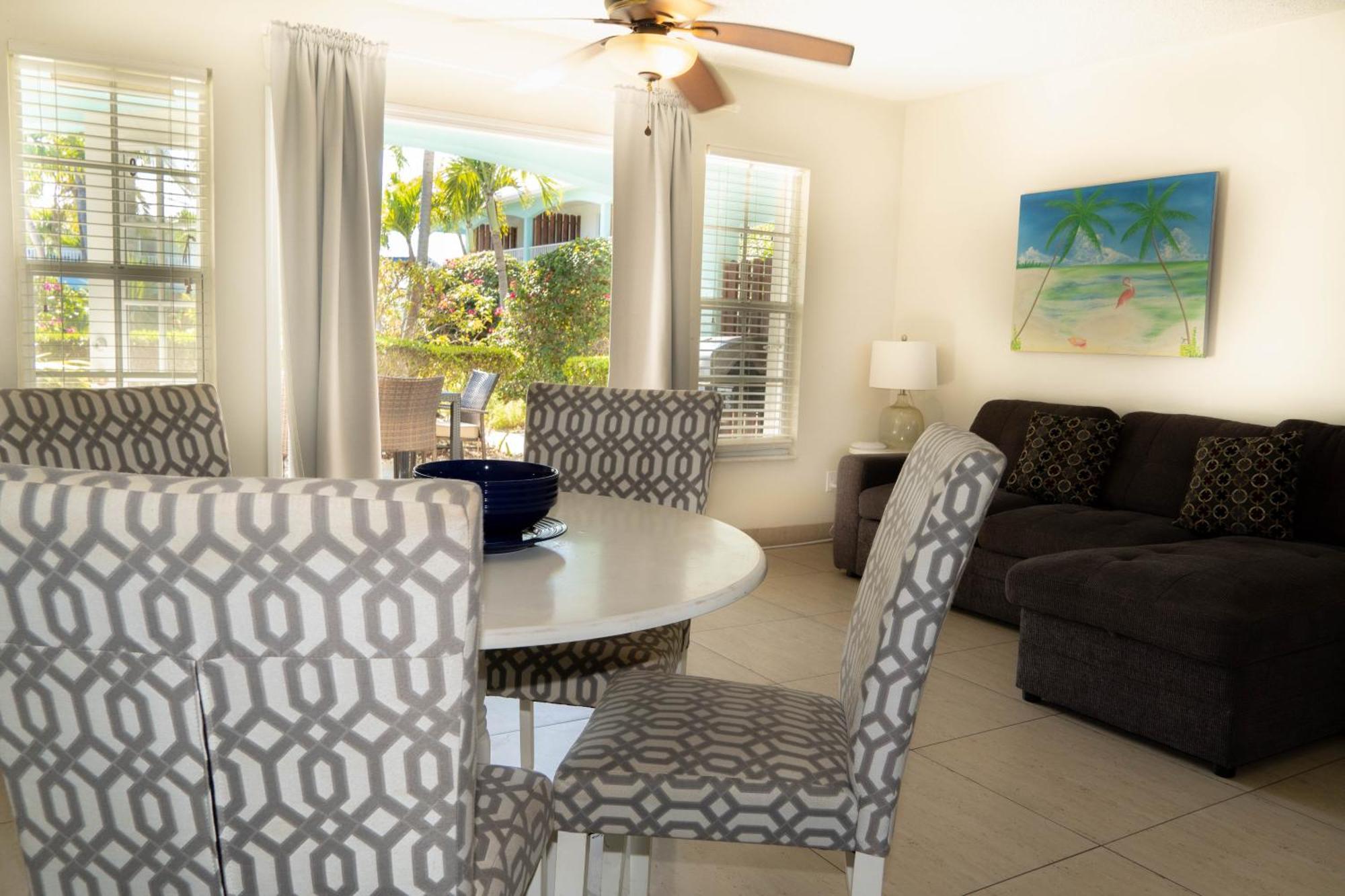 Island Club Turks & Grace Bay Place エクステリア 写真