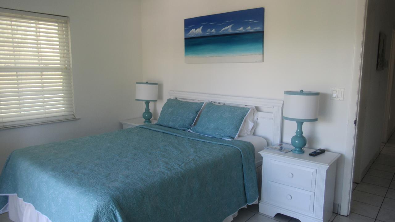 Island Club Turks & Grace Bay Place エクステリア 写真