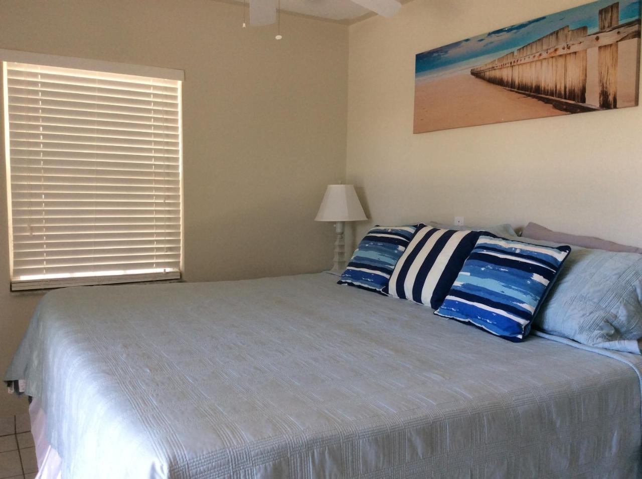 Island Club Turks & Grace Bay Place エクステリア 写真